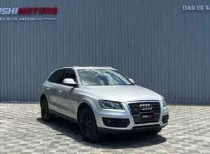 Audi Q5 - Image 1