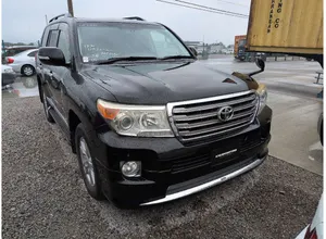 2013 Toyota Land Cruiser