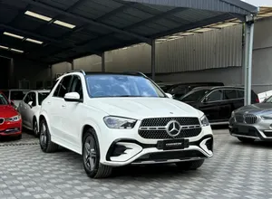 Mercedes-Benz GLE-Class GLE450 - Image 1
