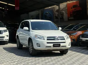 Toyota RAV-4 - Image 1